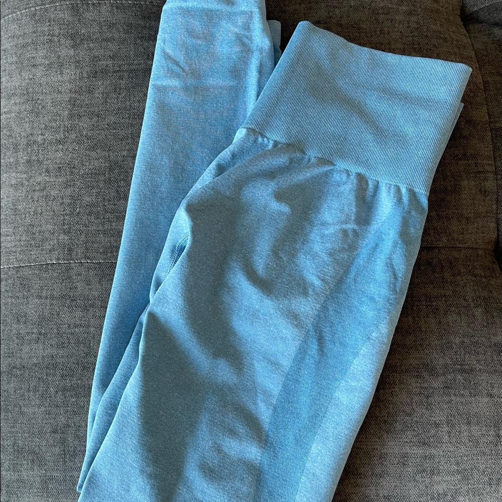 NVGTN contour legging brand new